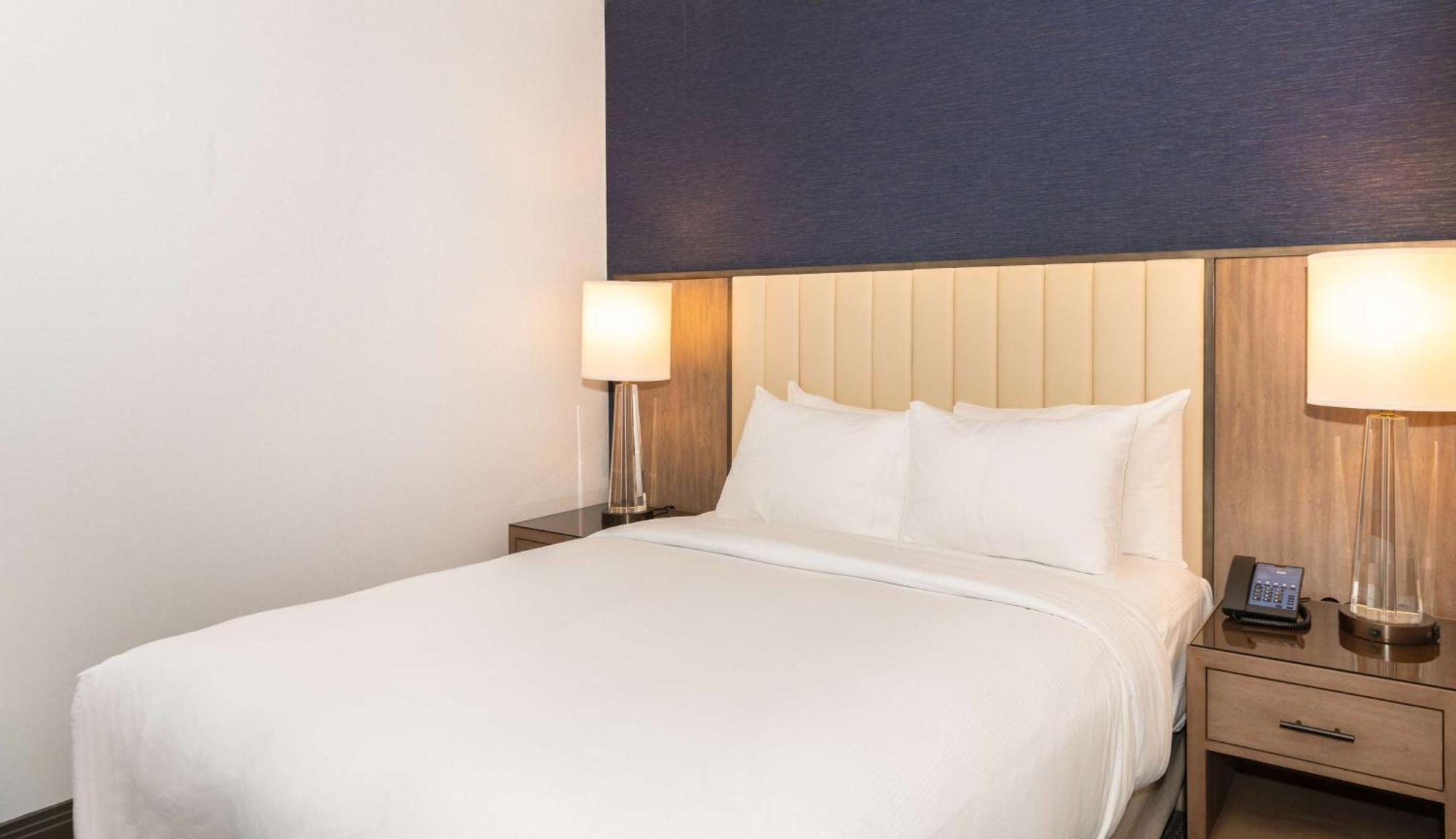 מלון Hilton Columbus/Polaris מראה חיצוני תמונה